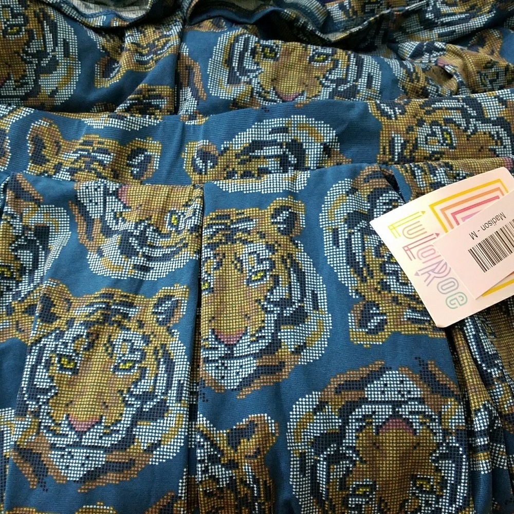 Bnwt lularoe tiger madison medium unicorn